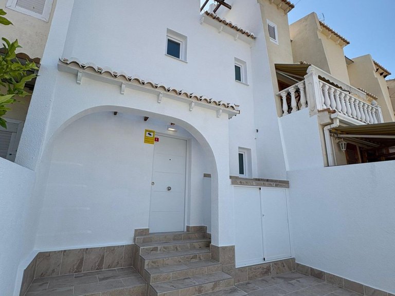 Villa for Sale in Torrevieja, Alicante 5