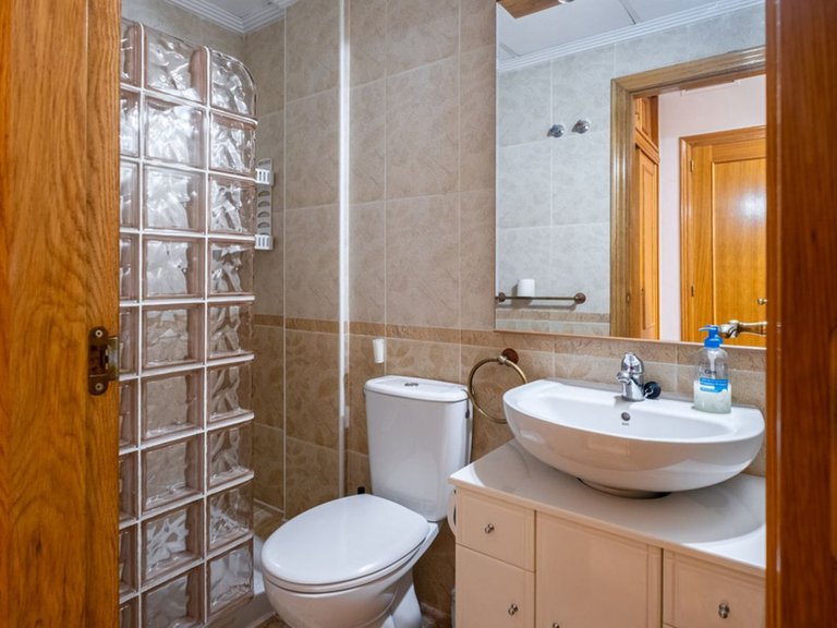 Apartment for Sale in Punta Prima, Alicante 21