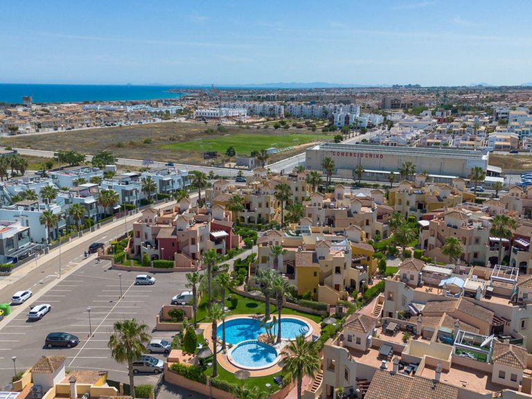 Apartment for Sale in Los Altos, Alicante 1