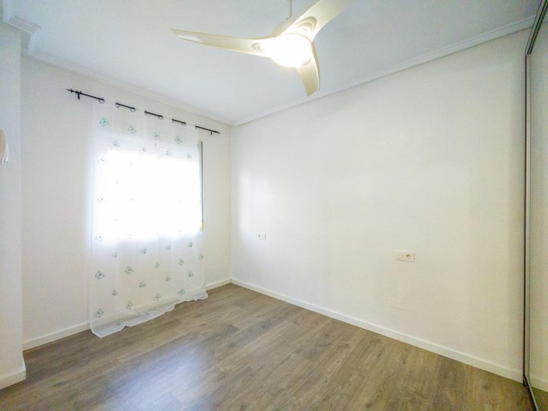 Apartment for Sale in Torrevieja, Alicante 7