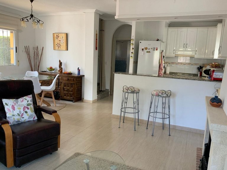 Villa for Sale in Guardamar Del Segura, Alicante 6