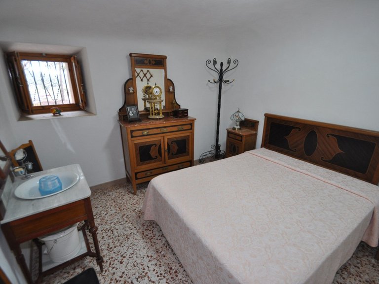 Villa for Sale in Pinoso, Alicante 7