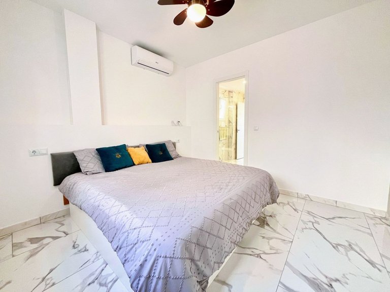 Apartment for Sale in Villamartin, Alicante 14