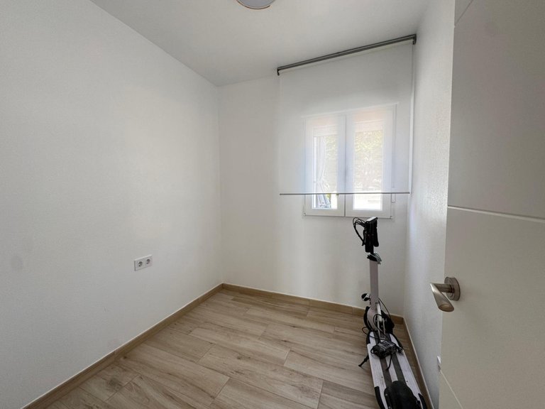 Villa for Sale in Torrevieja, Alicante 28