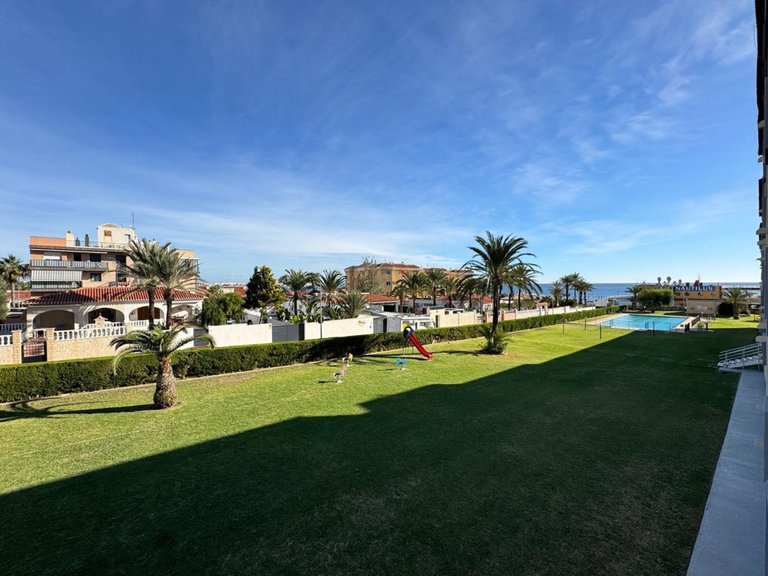 Apartment for Sale in Torrevieja, Alicante 25