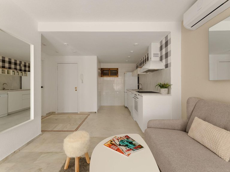 Apartment for Sale in Benidorm, Alicante 4