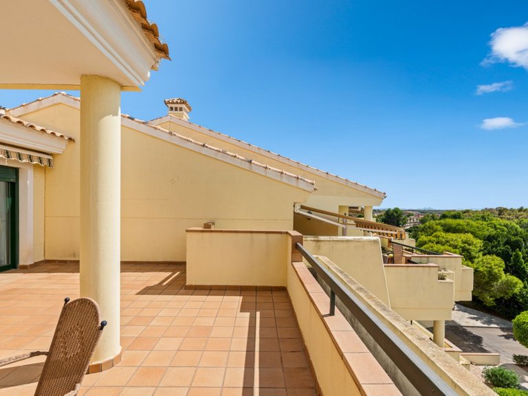 Apartment for Sale in Campoamor, Alicante 4