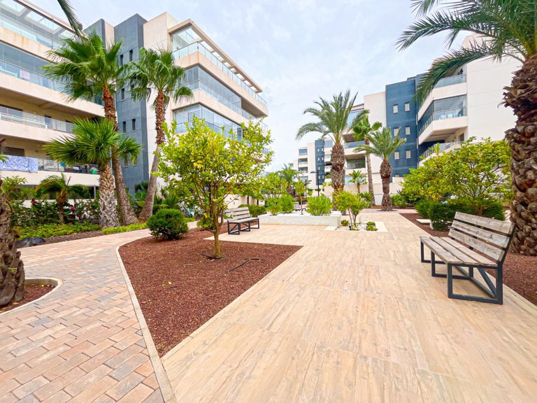 Apartment for Sale in Villamartin, Alicante 24