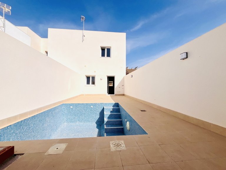 Villa for Sale in Pilar De La Horadada, Alicante 22