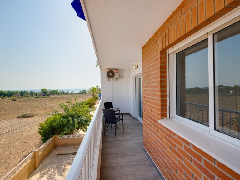 Apartment for Sale in Punta Prima, Alicante 31