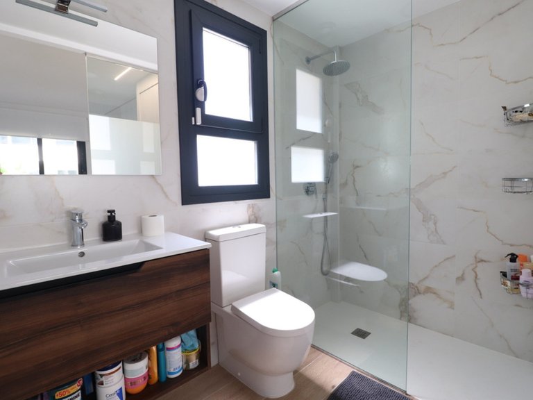 Apartment for Sale in Villamartin, Alicante 13