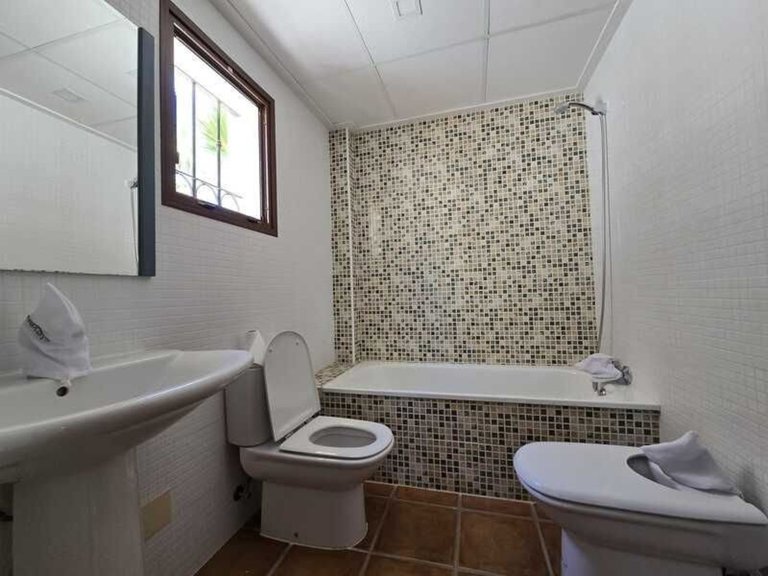 Villa for Sale in Algorfa, Alicante 9