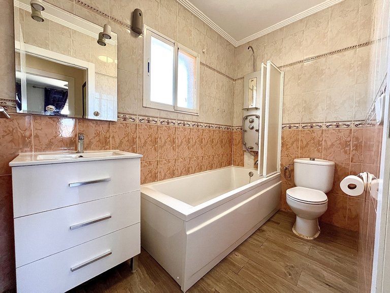 Villa for Sale in San Miguel De Salinas, Alicante 13