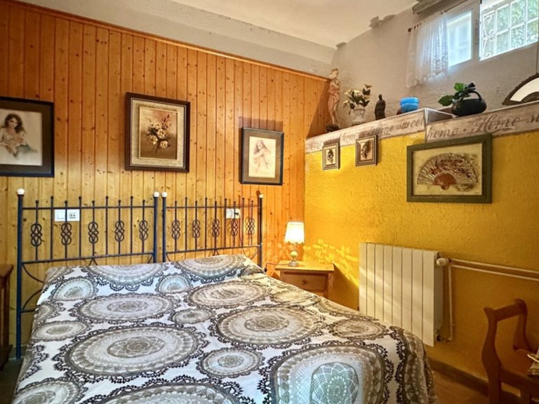 Villa for Sale in Los Altos, Alicante 6