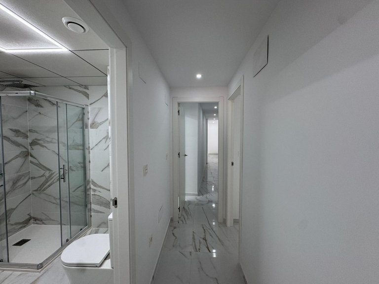 Apartment for Sale in Torrevieja, Alicante 20