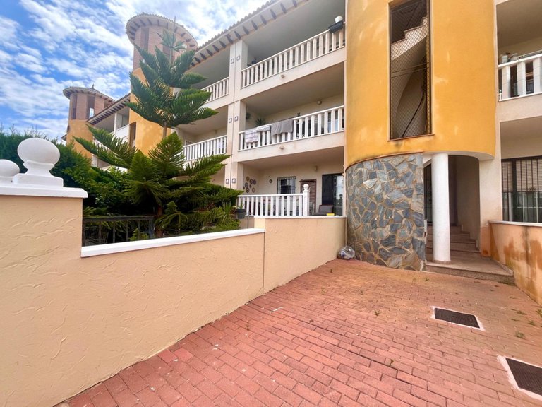 Villa for Sale in Orihuela Costa, Alicante 19