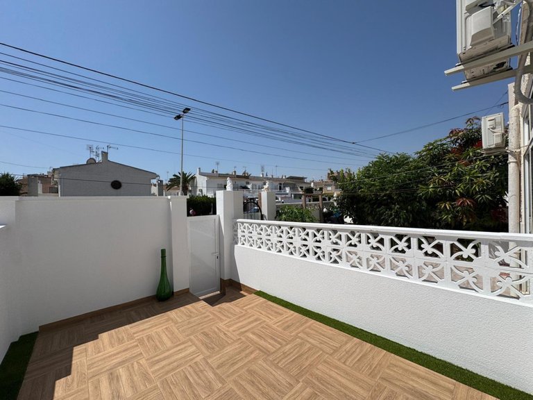 Villa for Sale in Torrevieja, Alicante 8