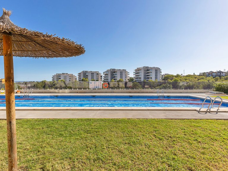 Apartment for Sale in Villamartin, Alicante 30