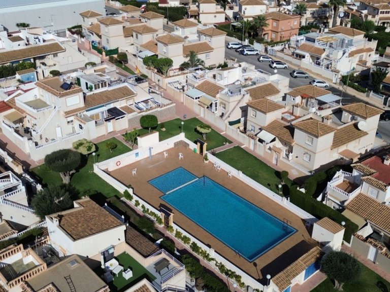Villa for Sale in Los Altos, Alicante 45