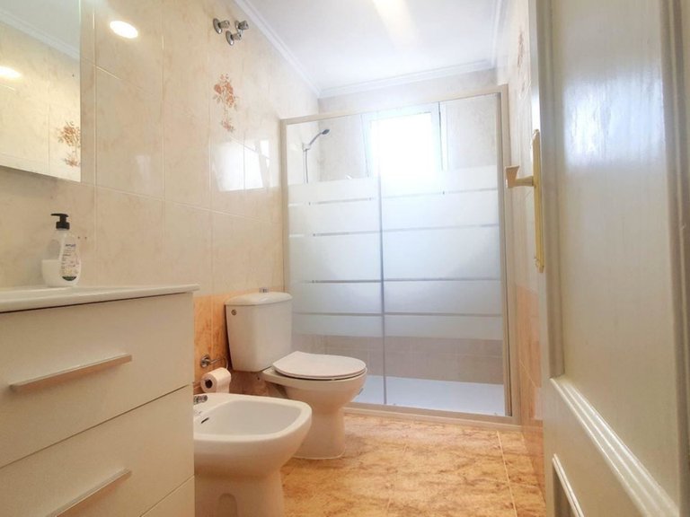 Apartment for Sale in Torrevieja, Alicante 12