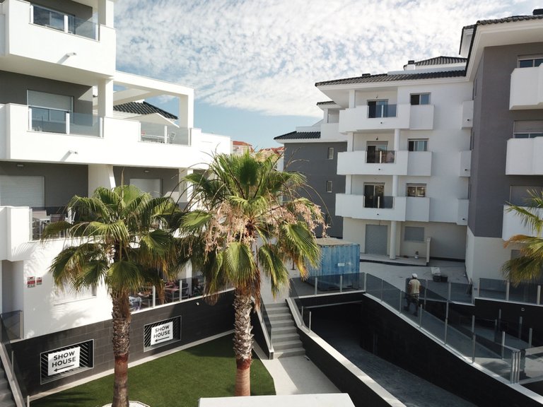 Apartment for Sale in Villamartin, Alicante 35