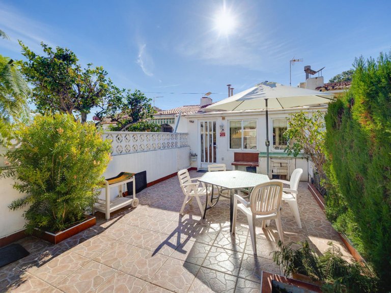 Villa for Sale in Torrevieja, Alicante 2
