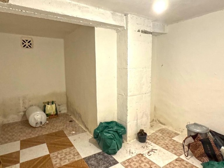 Apartment for Sale in Torrevieja, Alicante 35