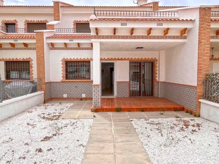 Town House for Sale in San Miguel De Salinas, Alicante 1