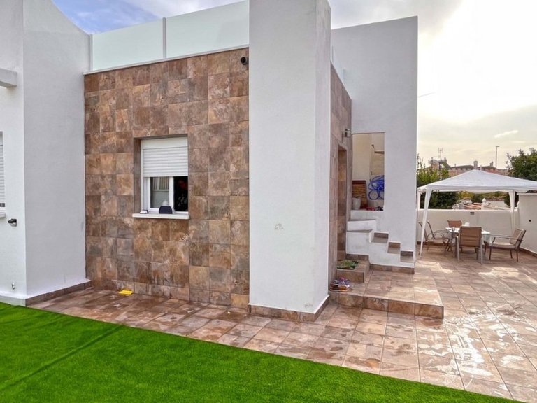 Villa for Sale in Orihuela Costa, Alicante 6