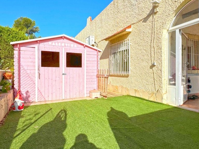 Villa for Sale in Torrevieja, Alicante 14