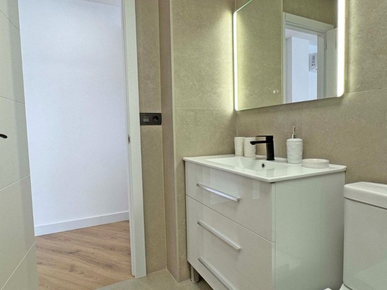 Apartment for Sale in Torrevieja, Alicante 17