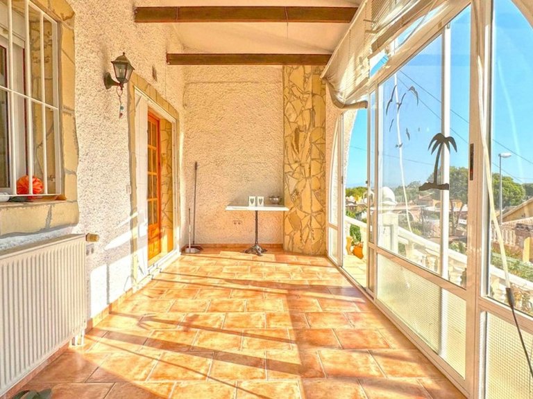 Villa for Sale in Torrevieja, Alicante 9