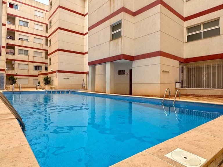Apartment for Sale in Torrevieja, Alicante 31