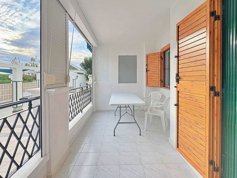 Apartment for Sale in Torrevieja, Alicante 25