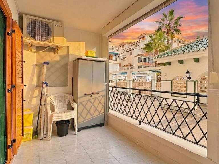 Apartment for Sale in Torrevieja, Alicante 35
