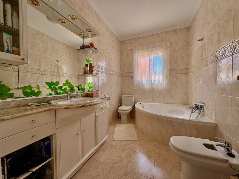 Villa for Sale in Rojales, Alicante 13