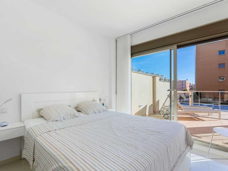 Apartment for Sale in Villamartin, Alicante 17