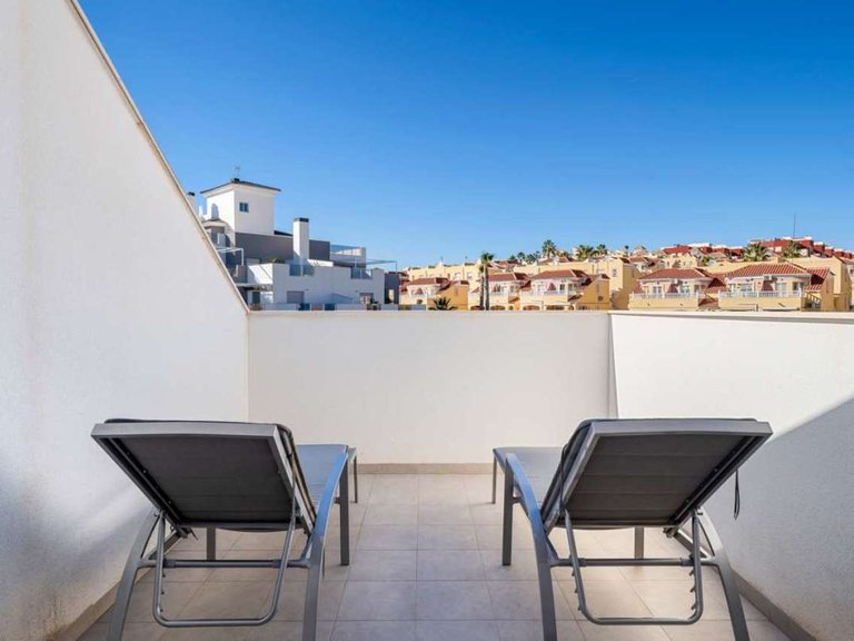 Apartment for Sale in Villamartin, Alicante 7