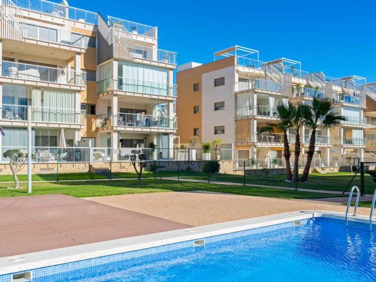 Apartment for Sale in Villamartin, Alicante 32