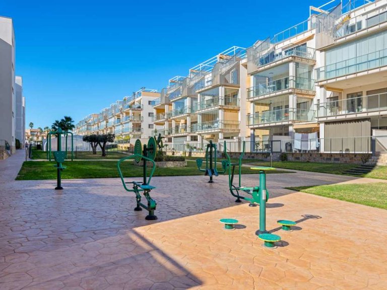 Apartment for Sale in Villamartin, Alicante 35