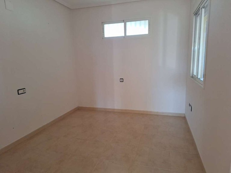 Apartment for Sale in Villamartin, Alicante 11