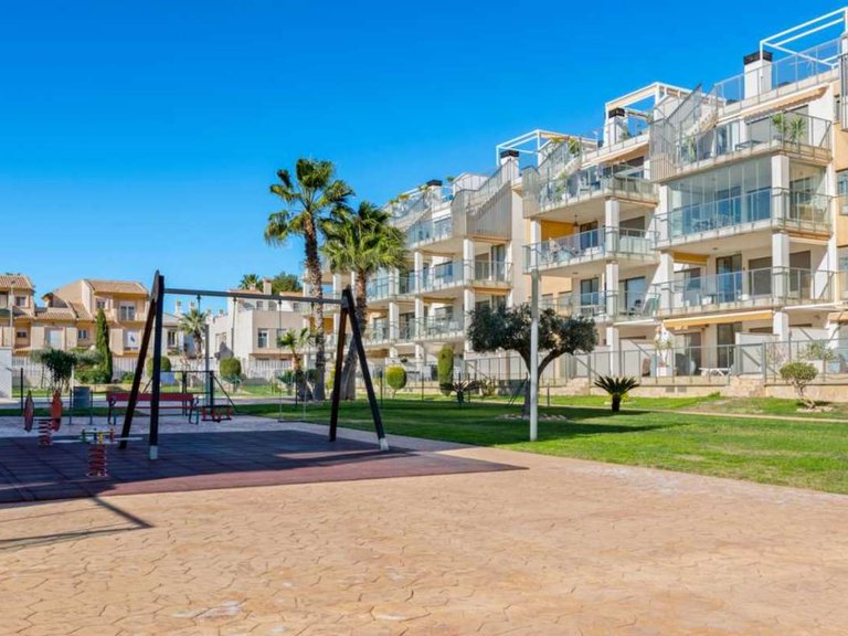 Apartment for Sale in Villamartin, Alicante 33
