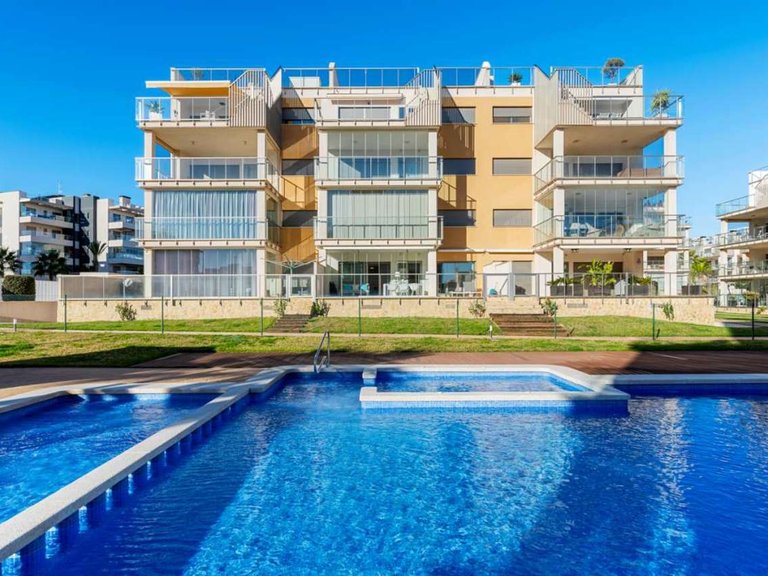 Apartment for Sale in Villamartin, Alicante 3