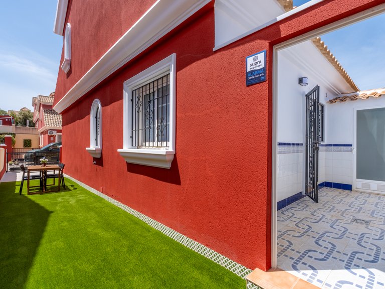 Town House for Sale in Costa Blanca Villamartin, Alicante 21