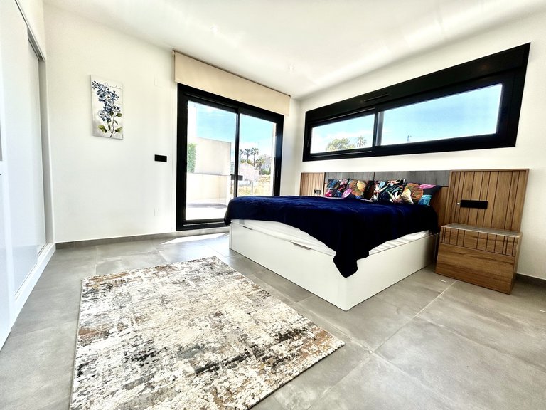 Villa for Sale in Costa Blanca Villamartin, Alicante 14