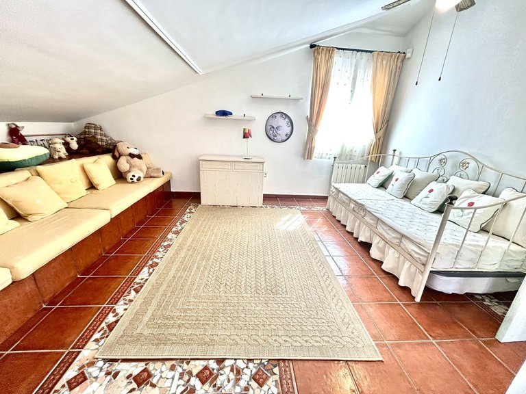 Villa for Sale in Costa Blanca La Mata, Alicante 27