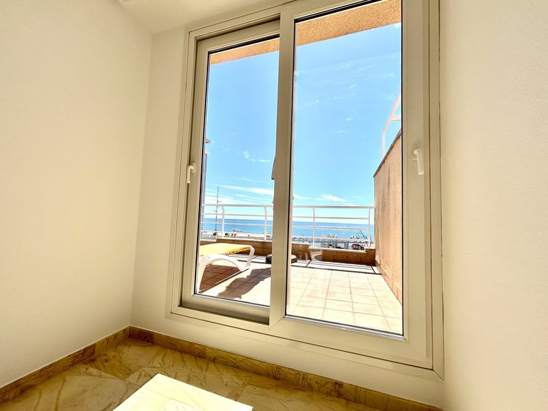Town House for Sale in Costa Blanca Cabo Roig, Alicante 23