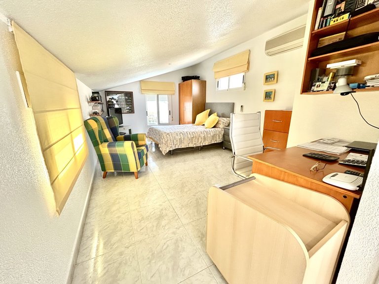 Villa for Sale in Inland Pinar De Campoverde, Alicante 18