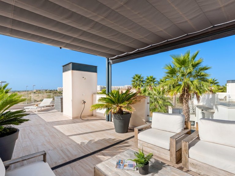 Villa for Sale in Cabo Roig, Alicante 31