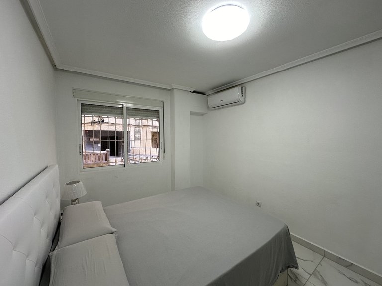 Apartment for Sale in Torrevieja, Alicante 16